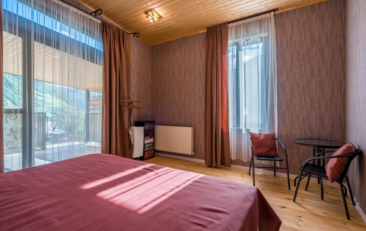 Vache Hotel Kazbegi Exterior photo