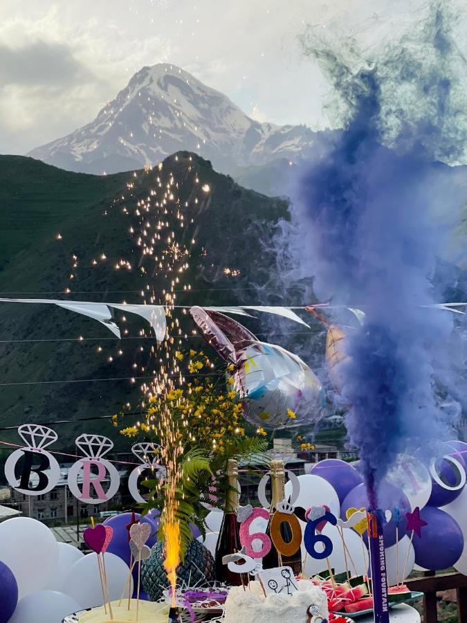 Vache Hotel Kazbegi Exterior photo