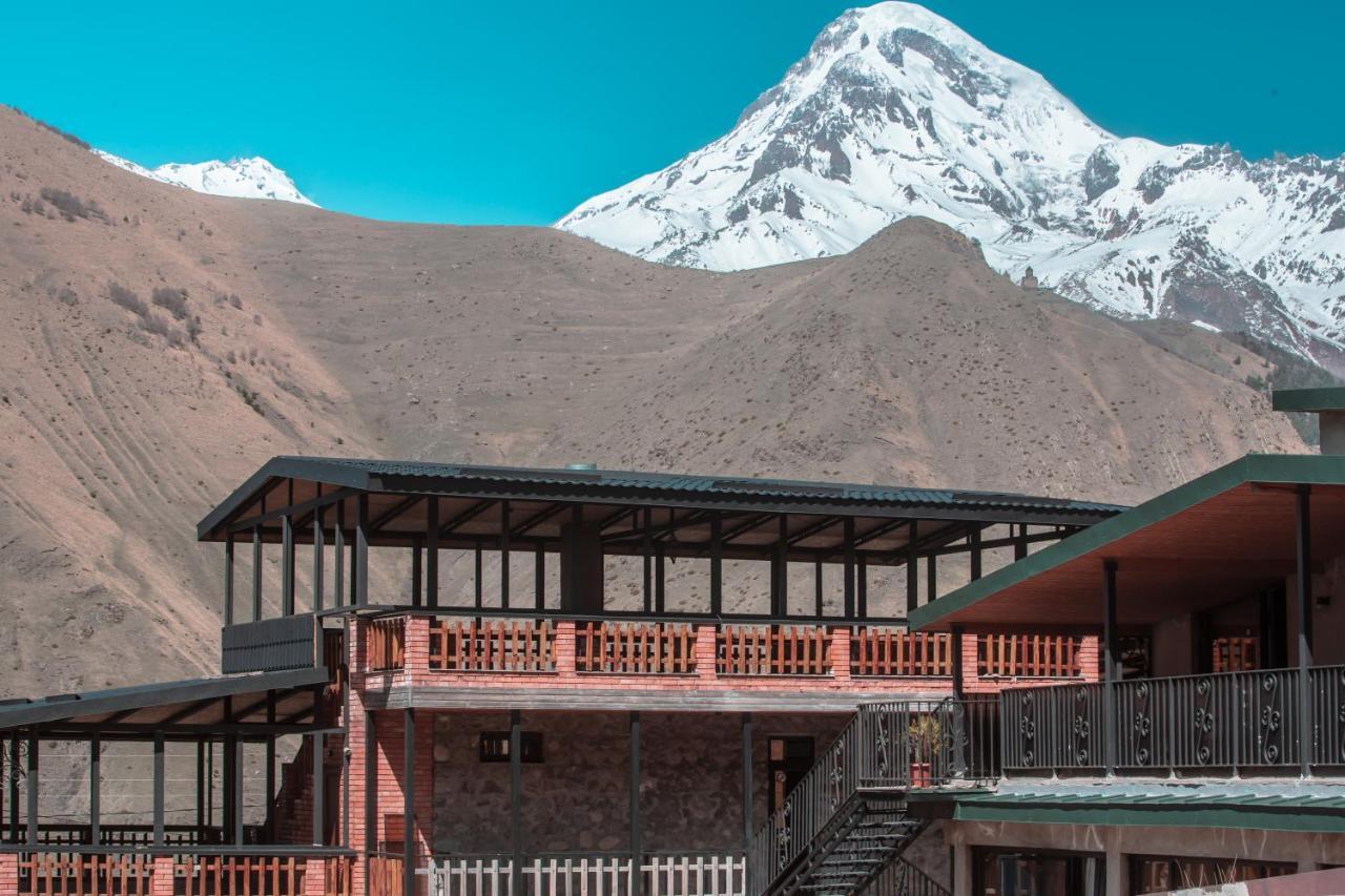 Vache Hotel Kazbegi Exterior photo
